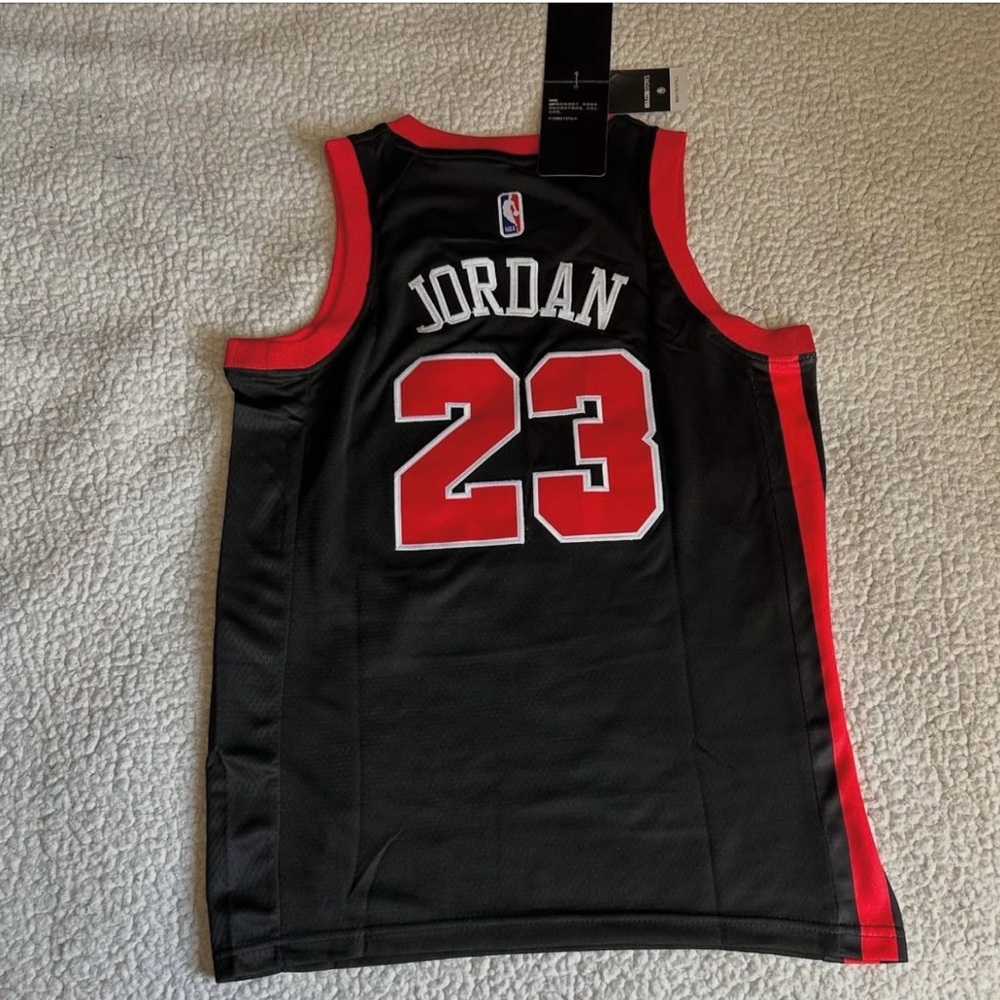Youth Sized Nike Chicago Jersey Black and Red - Picture 2 of 2